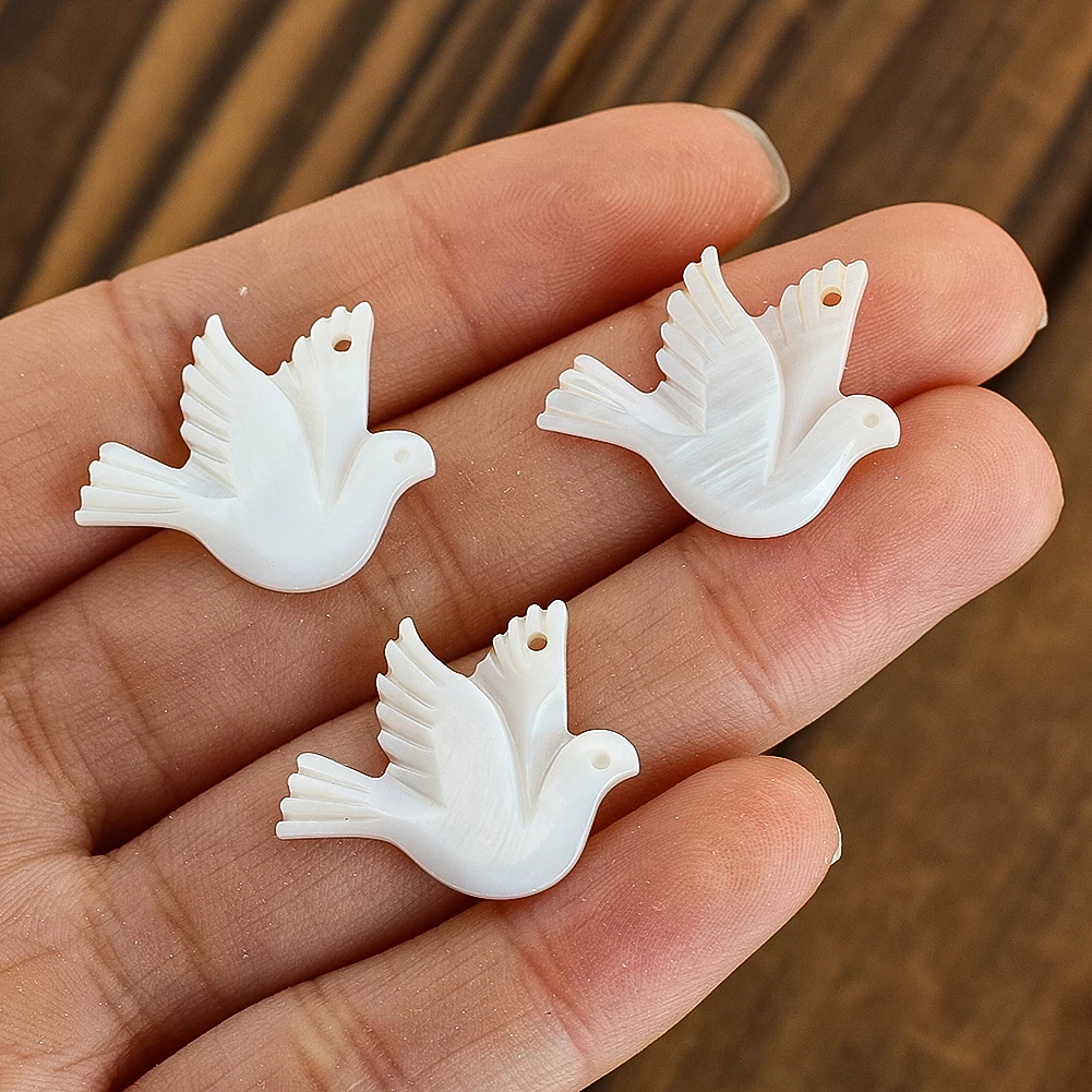 5pcs natural shell ornaments Natural Shell Material Pendant Creative Peace Dove White Simple with Hole Jewelry Making DIY Earrings Bracelet Accessories