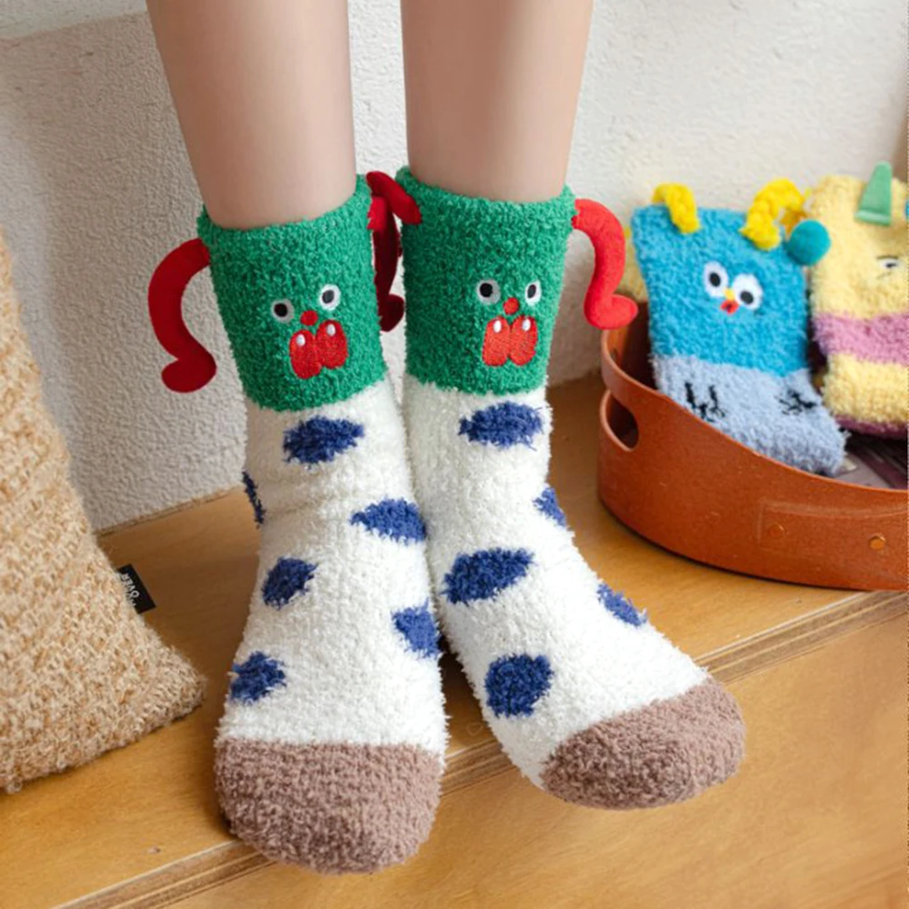 Chaussettes Hautes En Polaire Corail Pour Femmes, Rayures De Dessin Animé épaissies, Chaussettes De Sol En Serviette Chaude, 2 Pièces Bas Pour Femmes à Rayures, Rouge, Taille Unique