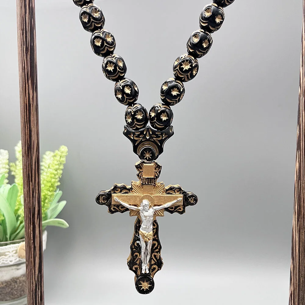 

GS138-3 Necklace Cross Holy Christ Jesus Resin Paintings Exquisite Beads Redemption Religious Decoration 3D Stereo Car Pendants