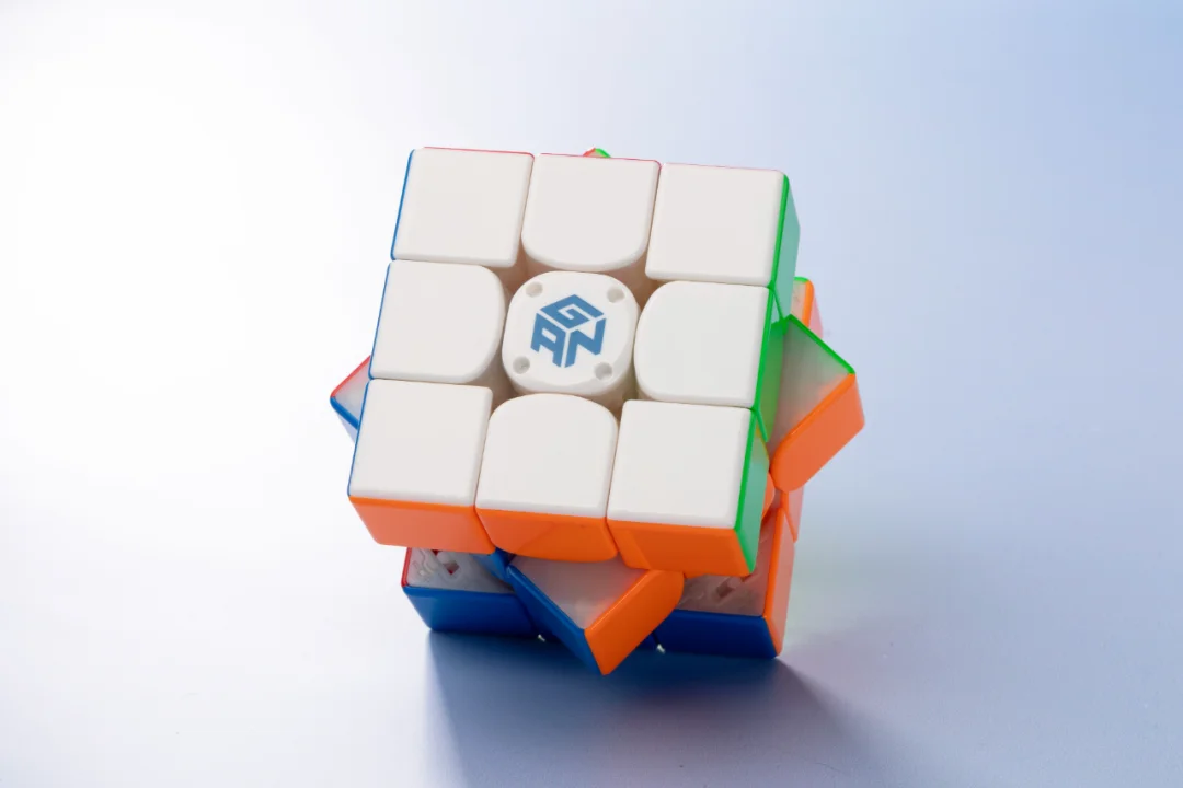 [Picube] Gan12Ui Maglev UV Ai Smart Magnetic Magic Cube 3x3x3 Professional GANCUBE Speed Puzzle Toys GAN 12 Speedcube Cubo 3