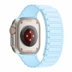 Silicone Magnetic Band for Smartwatches - Elegant and Versatile Wristband Bracelet (Light blue)
