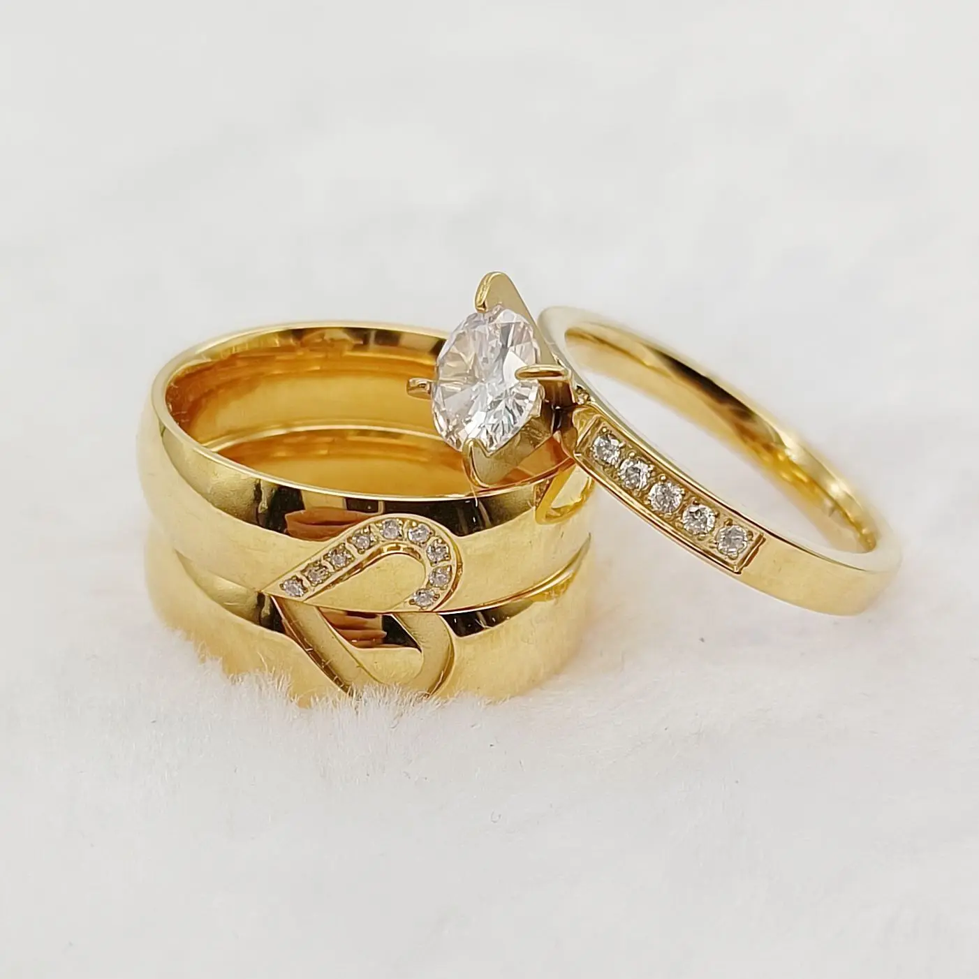 Buy quality 22kt gold casting heart shape couple ring in Chennai