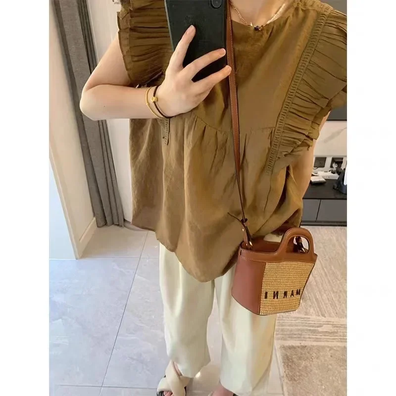 Maternity Summer Slimming Fly Sleeve Top And Cotton Linen Belly Support Pants Two Piece Set for Pregnant Women in Beige