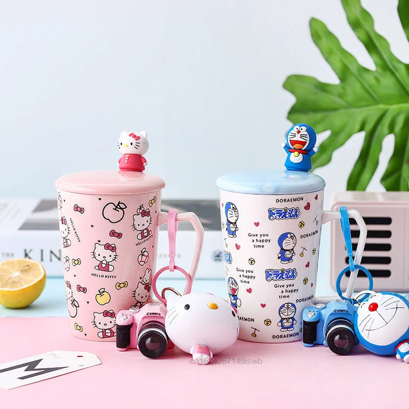 thumbnail image 3 of Taza de cerámica Tiki de dibujos animados Sanrio Hello Kitty, taza de café para llevar con tapa, cuchara, tazas de leche para desayuno para el hogar y la Oficina, 3 of 5