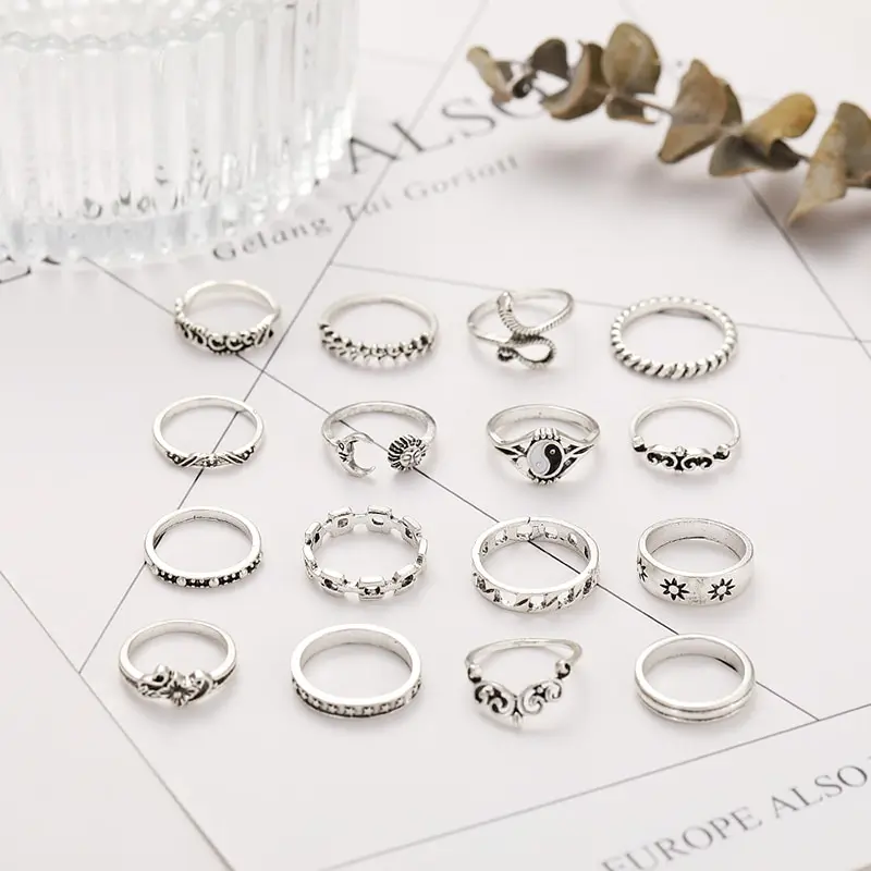 Ring Set Chain Ring Finger Ring 16Pcs Fashion Punk Gothic Butterfly Snake Chain Ring Set Women Trend Style Temperament Personality Jewelry