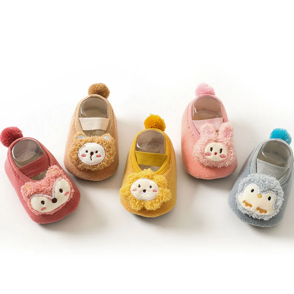 

Baby Prewalker Newborn Slip On Sponge Soft Sole Fleece Winter Crib Shoes Infant Cartoon Bunny Lion Fox Anti-Slip First Walkers