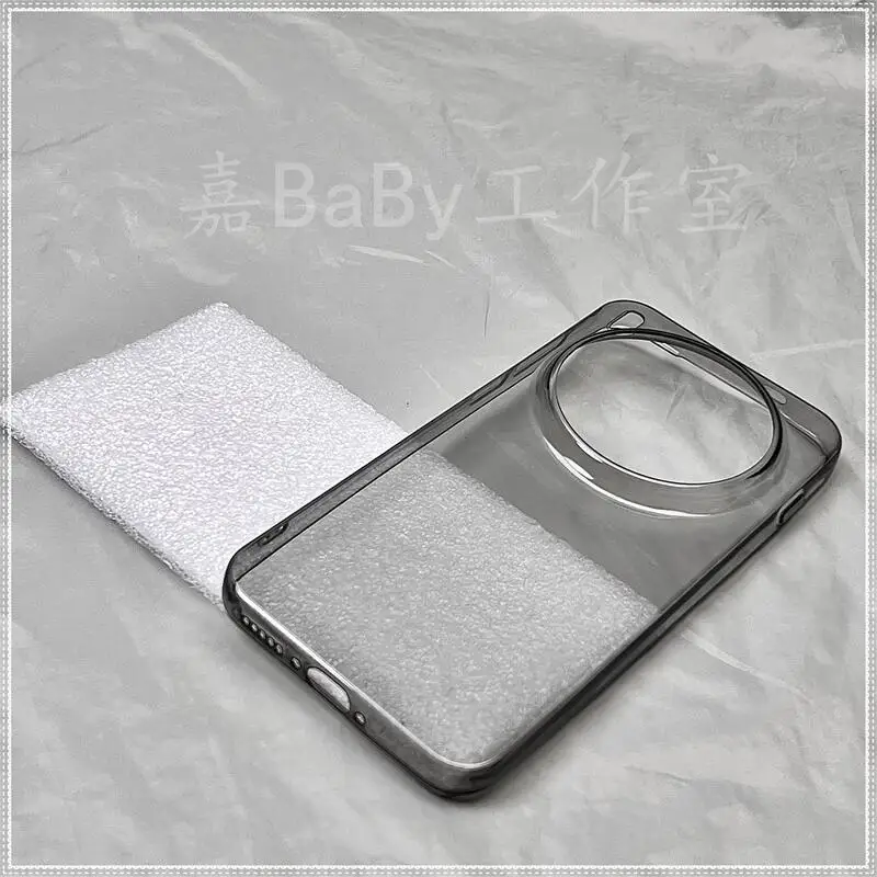 Transparent Shockproof TPU Silicone Phone Case - Lightweight and Durable Cover