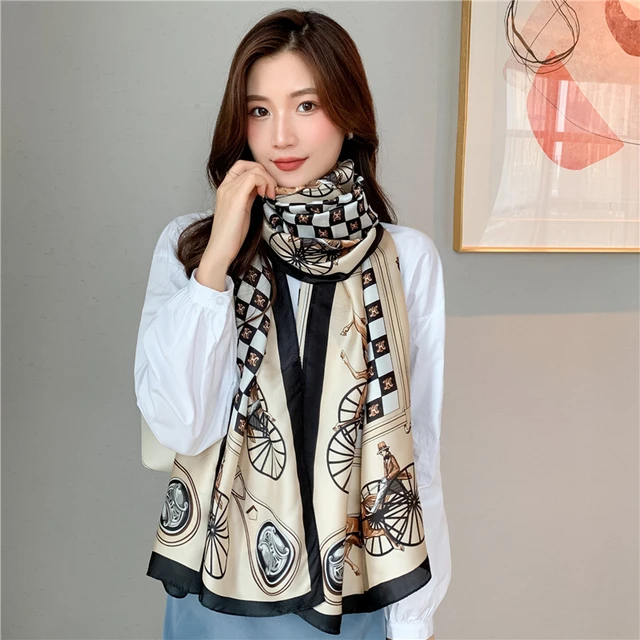 Monogram foulard, scialle monogram, Natale