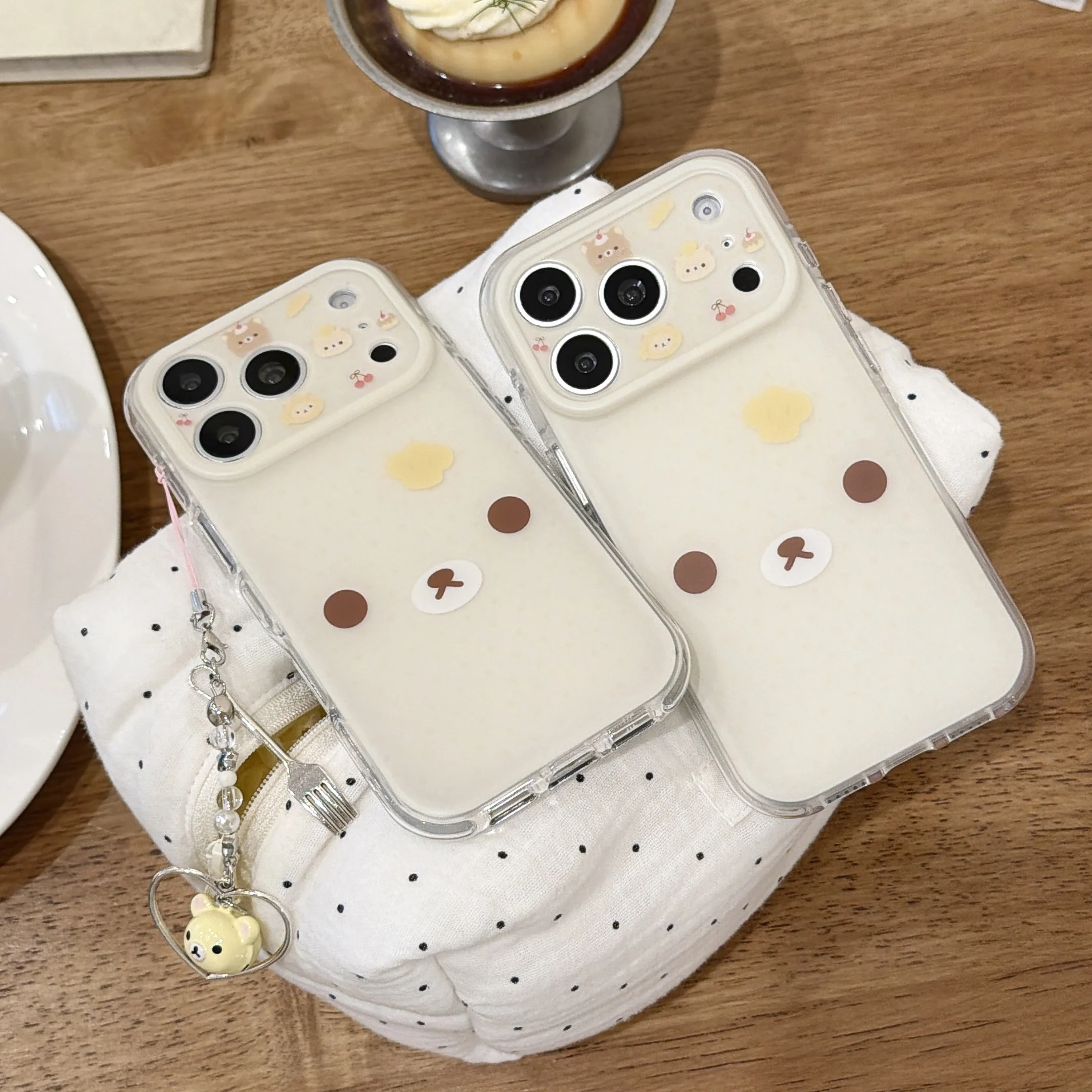 Niedliche Cartoon Rilakkuma Weiß-Brauner Bär Handyhülle für iPhone 17 Pro Max, auch passend für iPhone 15 16 Pro Max – Detail 7