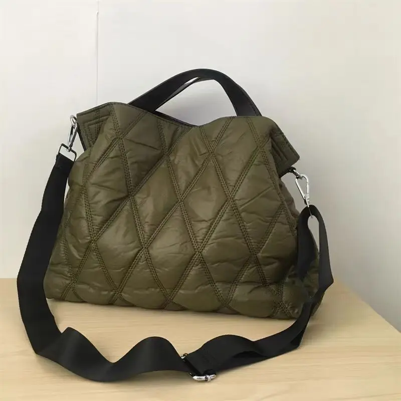Retro Puffy Quilted Tote Bag Women Unique Down Large Capacity Shoulder Bags Ladies Daily Fashion Versatile Commute Crossbody Bag