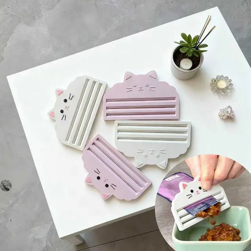 ▪ Estrattore di Cibo per Gatti - Estrae Efficientemente il Cibo dalle Buste, Massimizza i Residui e Garantisce Zero Sprechi, Estrattore di Snack per Gatti