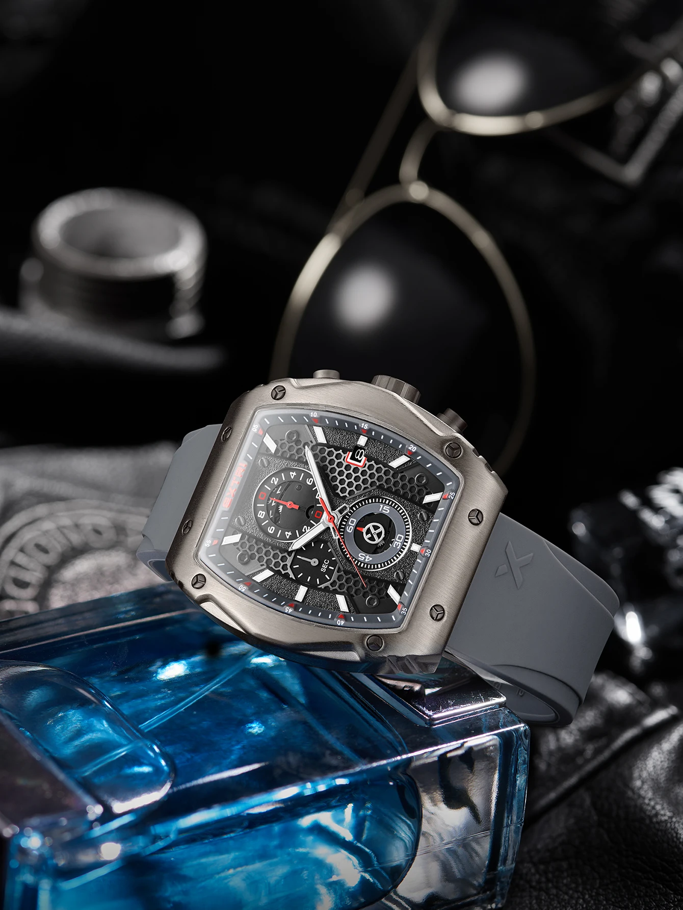 Extri Brand Fashion New Square Case Watches for Men Waterproof with Free Shipping Silicone Rubber Band High Quality Watches
