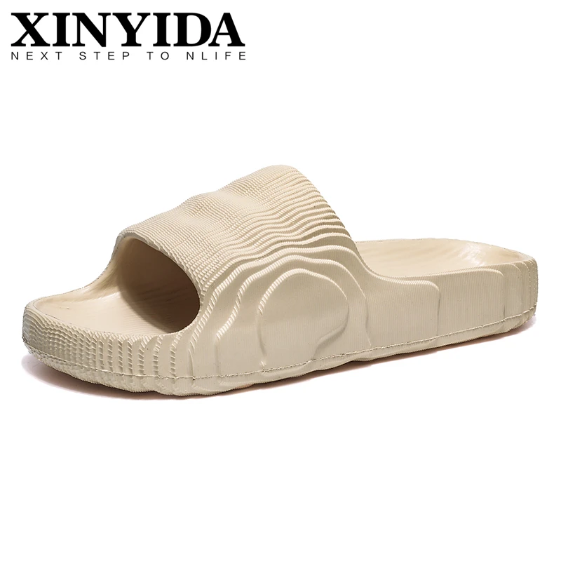 

Мужские летние шлепанцы YZY, дышащие сандалии без застежки, легкие, крутые, пляжные тапочки, большие размеры 34-46