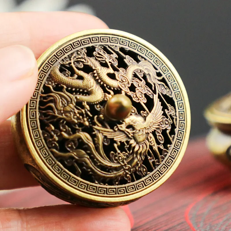 

Beautiful Dragon and Phoenix Carved Copper Incense Burner Brass Incense Holder with Cover Sandalwood Round Censer Home Decor