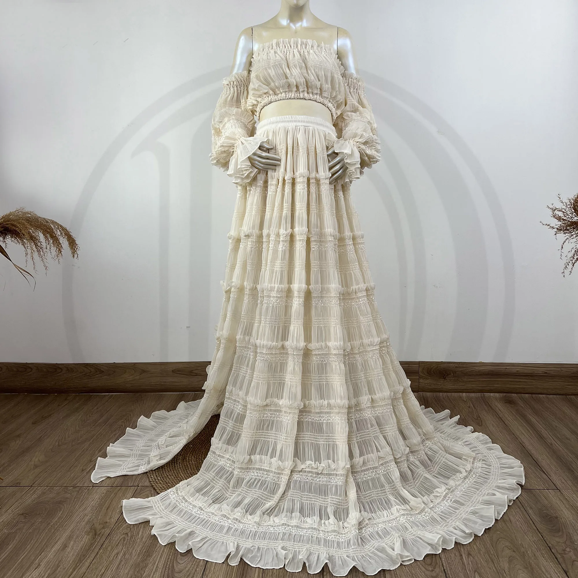 Рисунок 2 - Шифоновое блестящее шелковое платье