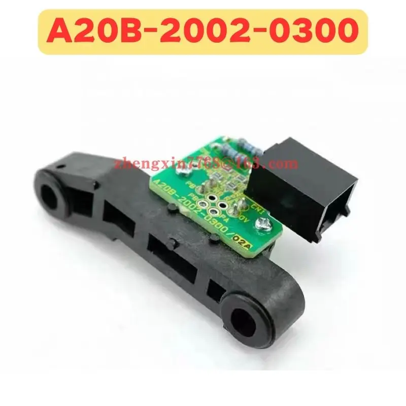 

A20B-2002-0300 Совершенно новый оригинальный шпиндель Φ A20B 2002 0300 кодировщик