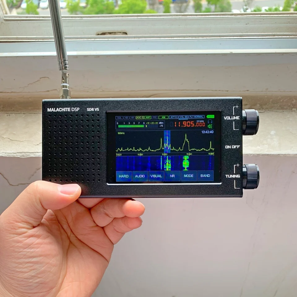 MALACHITE DSP SDR V5 美品　sdr dspラジオ Malachite DSP SDR 1.10d Radio Receiver V5 With Optional Board