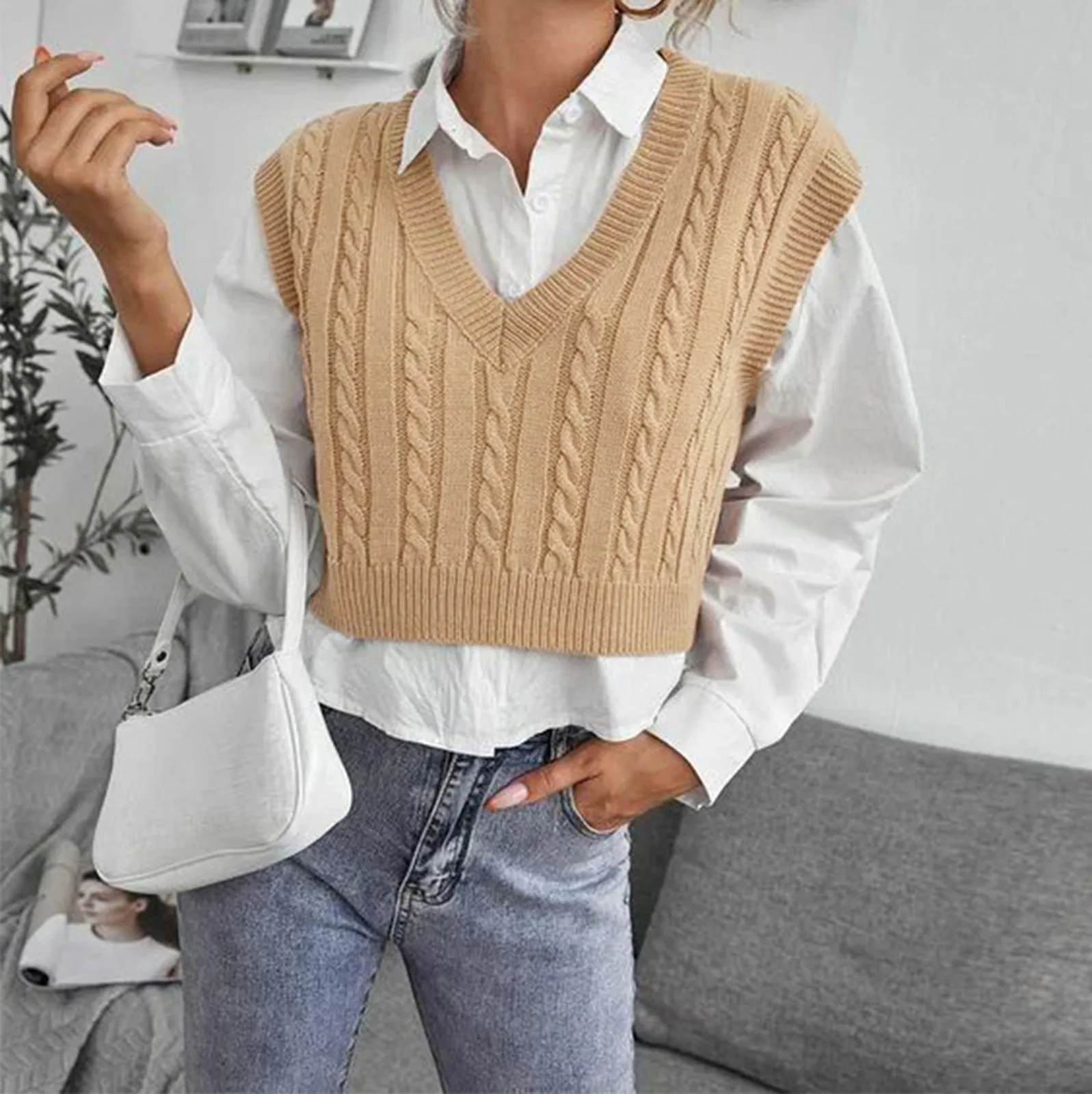 

Women's V-neck Knitted Sweater Vest College Style Solid Color Sleeveless Short Versatile Vests For Women