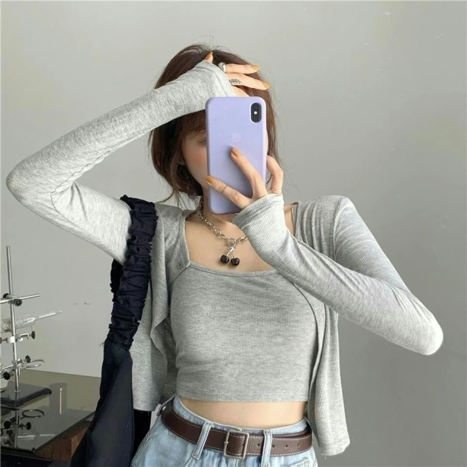 (gray two-piece set) camisole top + cardigan