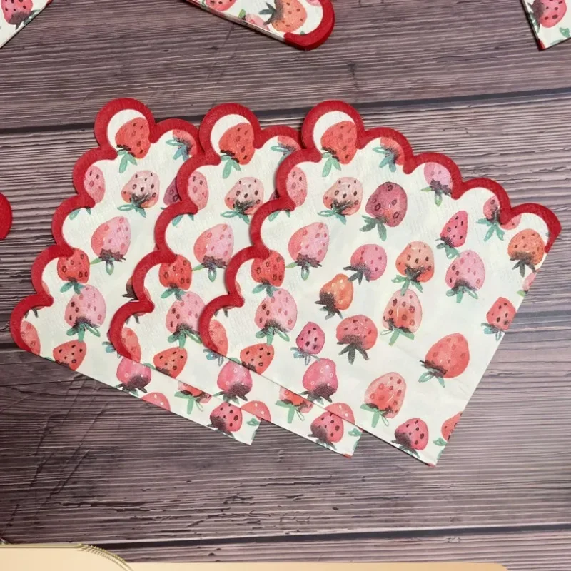 Cocktail Napkins 20pcs 25*25cm 2-Ply Strawberry Printed Cut Edge Bar Party Paper Wavy Edge Printed Paper Placemats