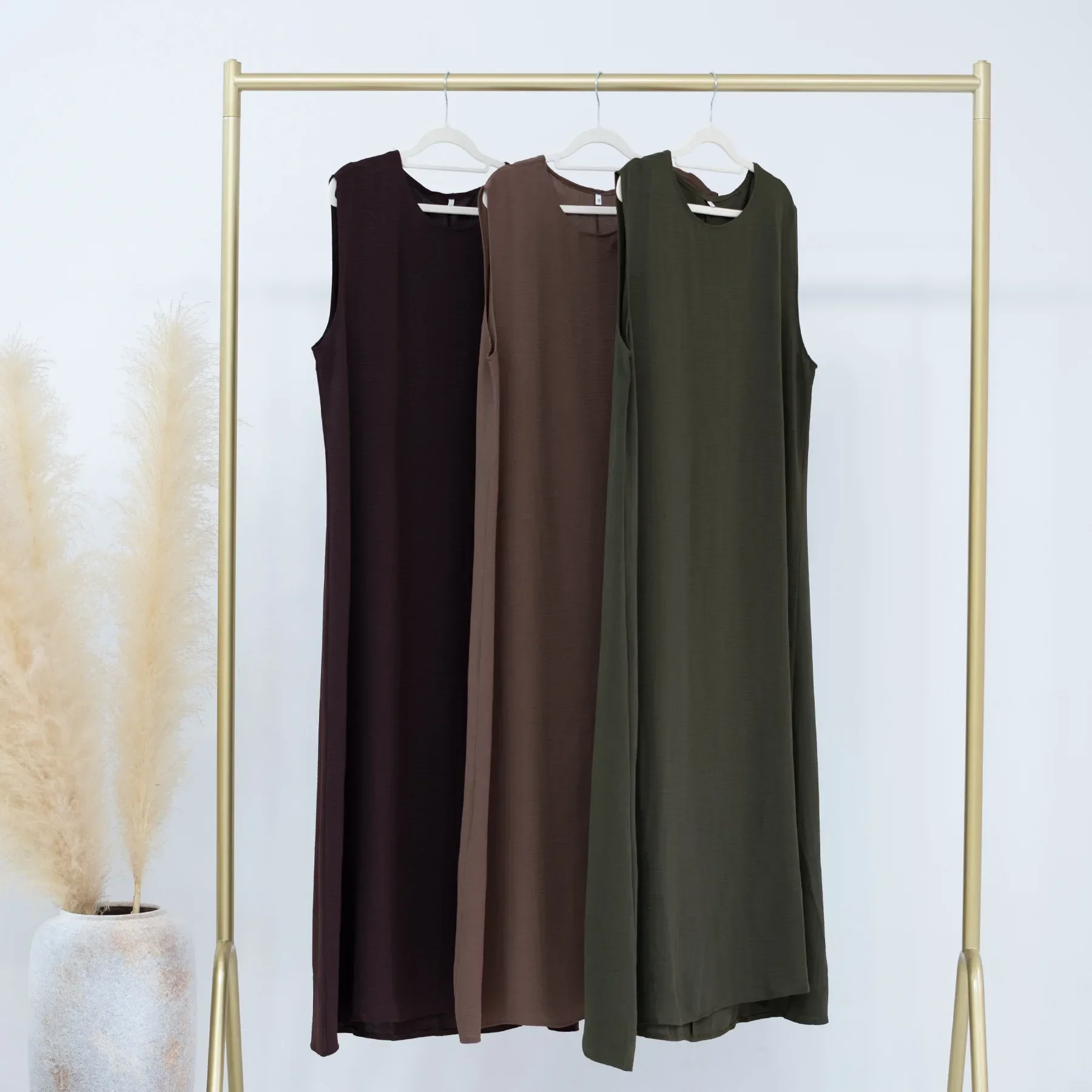 Dresses Under Abaya Winter Black White Crepe Muslim Long Sleeveless Inner Dress for Abayas Kimono Women Islamic Dubai Turkey