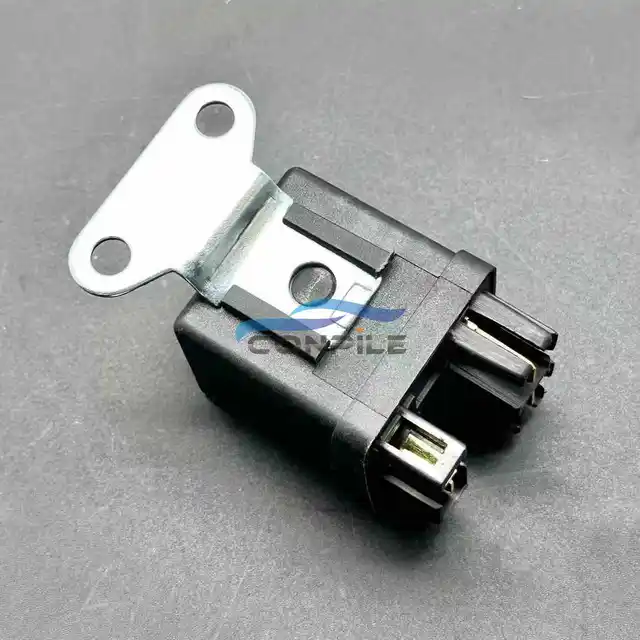 Bougie De Préchauffage Relais Moteur 12V - 8942481610 - Compatible Isuzu, Hitachi, Kubota