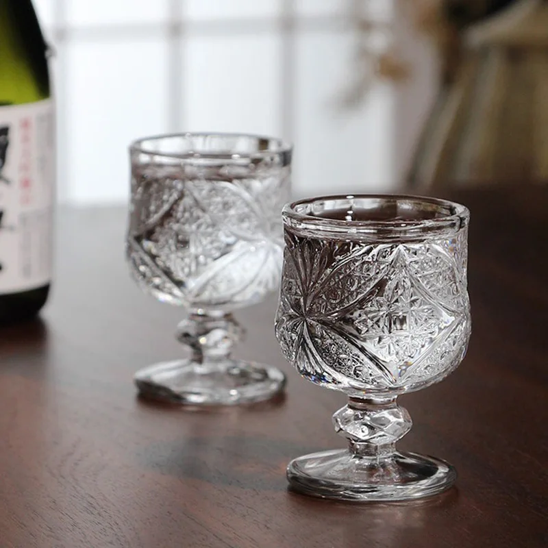 White Wine Glass Retro Goblet with Relief Pattern Shot Glass Set Party Bar KTV Shochu Spirit Transparent Drinking Glasses 50ML wine cup wine glass spirits cup drinking glasses