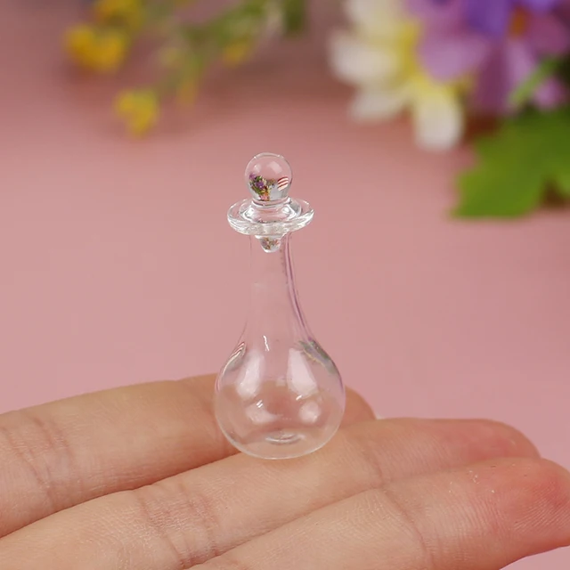 1/12 Miniature Dollhouse Wine Decanter Wine Divider Liquor Divider Mini Wine Bottle Model Pretend Play Kitchen Toy Accessories 1