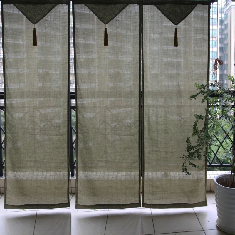 Chinese style foyer with distinctive decorative screen, semi transparent sunlight room, yoga studio