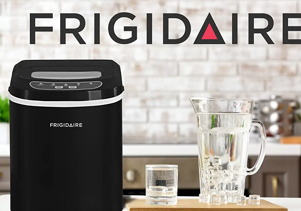 Frigidaire 26 lb. Freestanding Compact Ice Maker in Black EFIC101