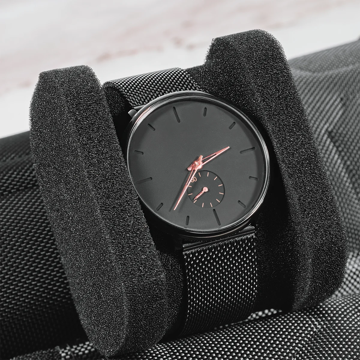 Watch Storage Box Organizer for Men or Women Watch Travel Case Portable Display Holder for Wristwatches and Smart Watches