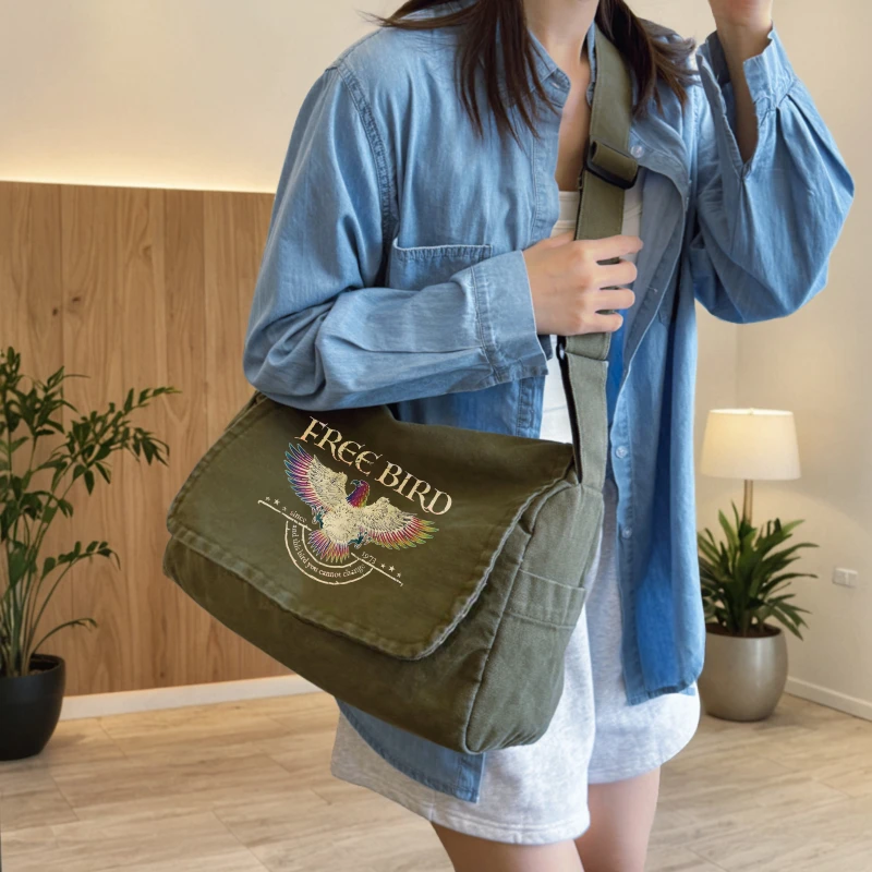 Vintage Women's Crossbody Bag Canvas Eagle Print Large Capacity Messenger Bag for Daily Use