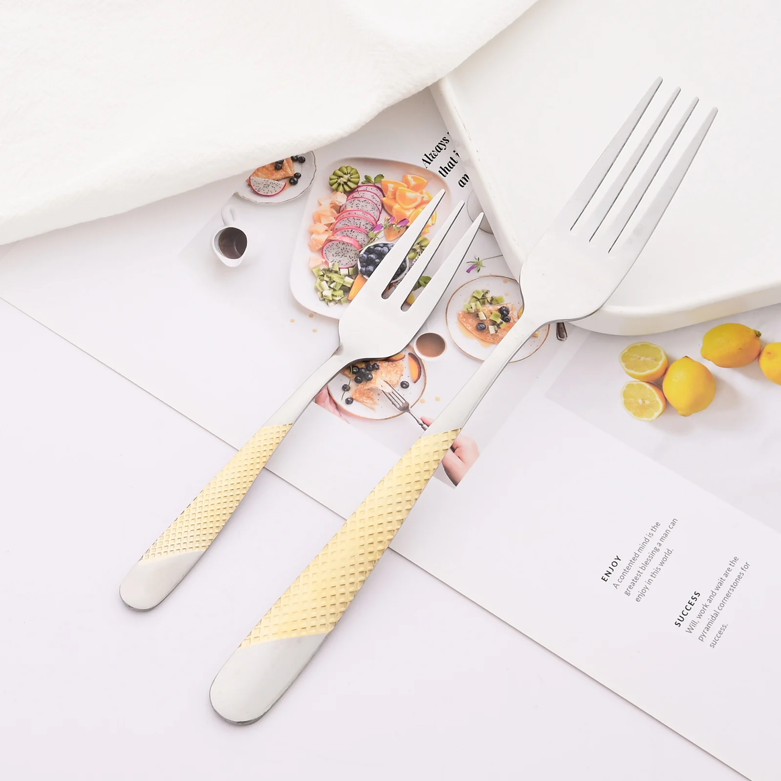 Mini Fork Set 6Pcs/Set For Fruit Cake Snack Stainless Steel Tea Fruit Fork Set Rainbow Dessert Small Salad Dinnerware