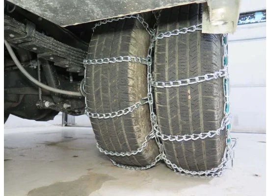 Direct Factory Sale Heavy-Duty Truck / SUV Winter Twist Link Double Tire Snow Chain 24.5" Tire Chains-DOT Approved