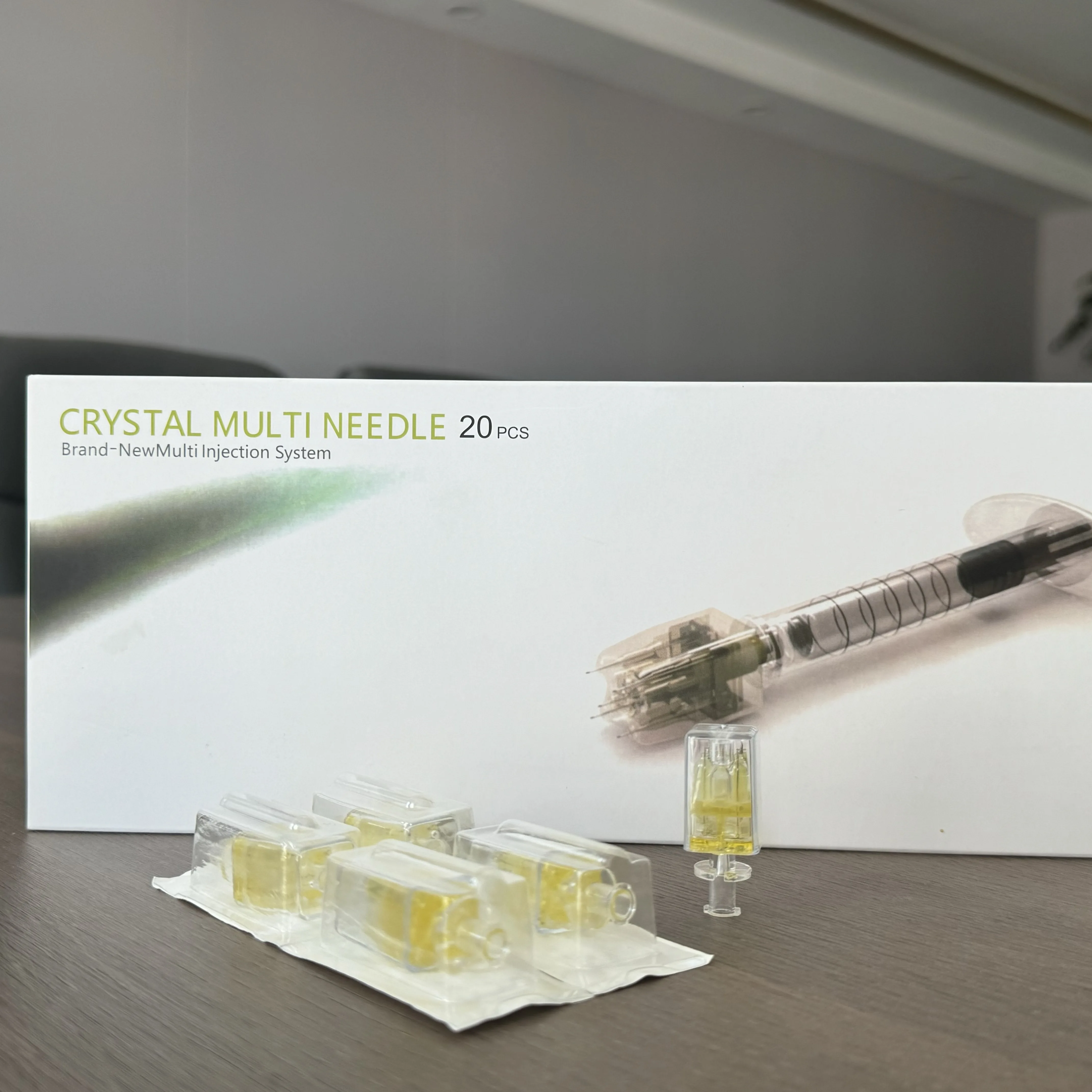 Crystal Negative Pressure 5pins / 9pins Sterile Packaged High Quality 32g Screw multineedle
