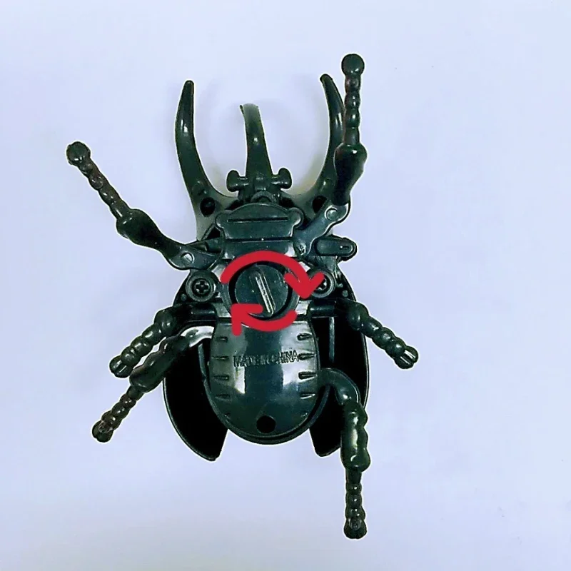 Wind Up Toy Clockwork Toy Chick Creative Prank Props Moving Insect Wind Up Toys Models Children's Winding Up Fighting Beetles Clockwork Animal Toys