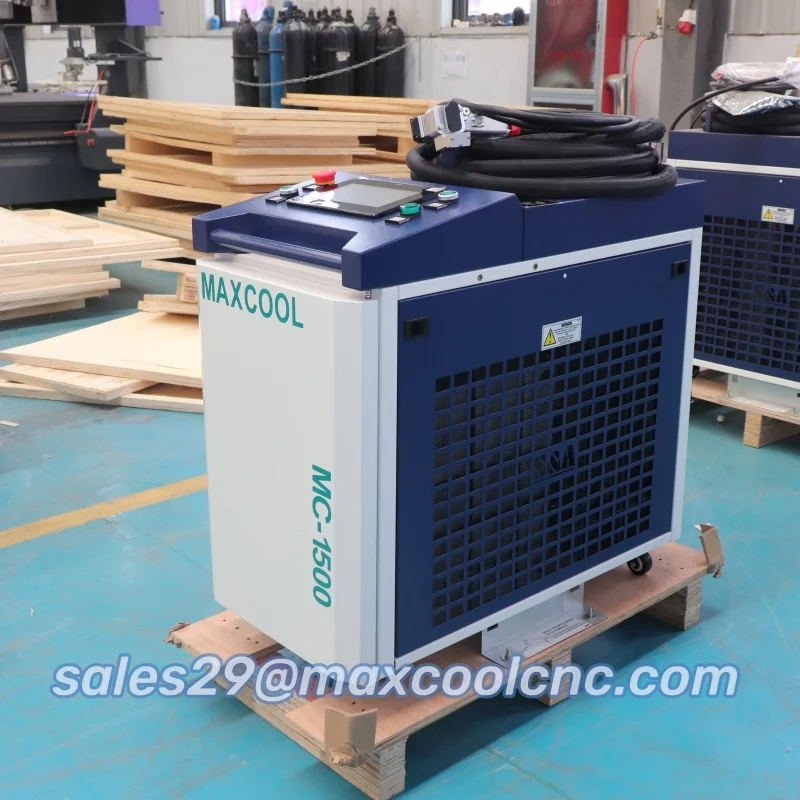 Maxcool MC-1500 2000W 1500W Laser cleaner Powerful Metal Laser Cleaning Machine Factory sale Laser cleaning tools 3