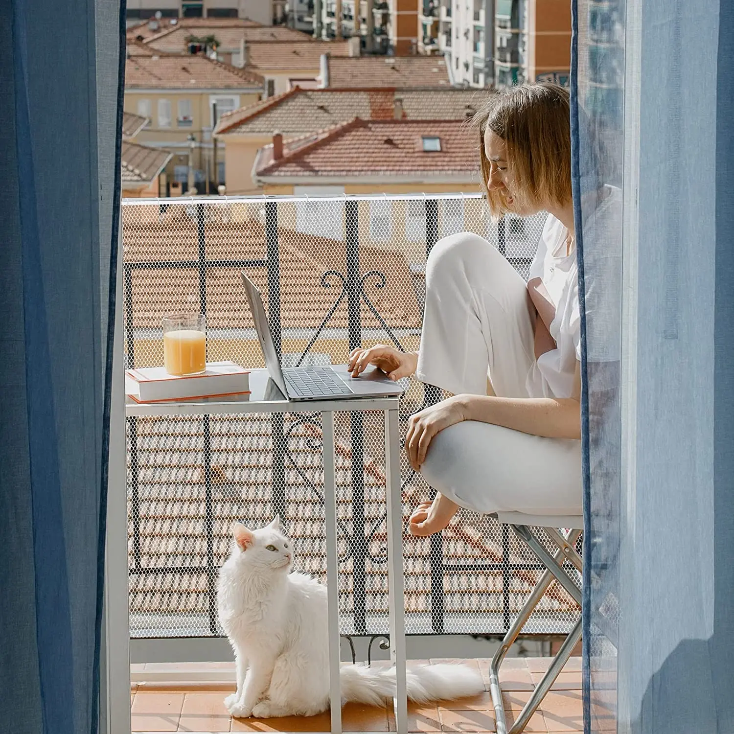 Description Picture 4 of itemGarden Protection Net Fence Safety Netting Breeding Net Isolation Equipment Protection Child Cat Pet Chicken Plastic Mesh