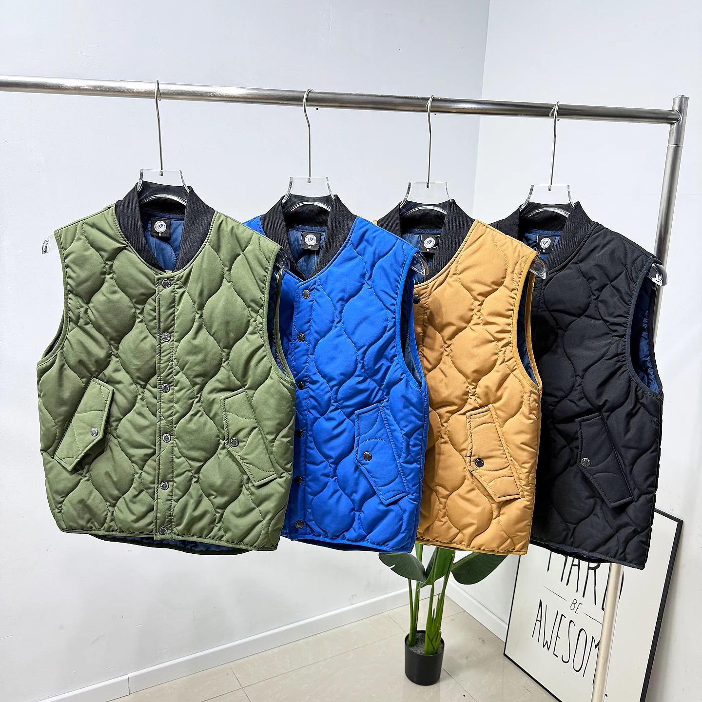 Couples Outdoor Autumn Winter Thermal Cotton Vest Unlined Quilted Water Resistant Standard Fit Youthful Style Sports Scene