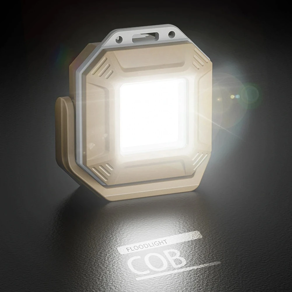 Lampada da ispezione attaccata a una superficie metallica