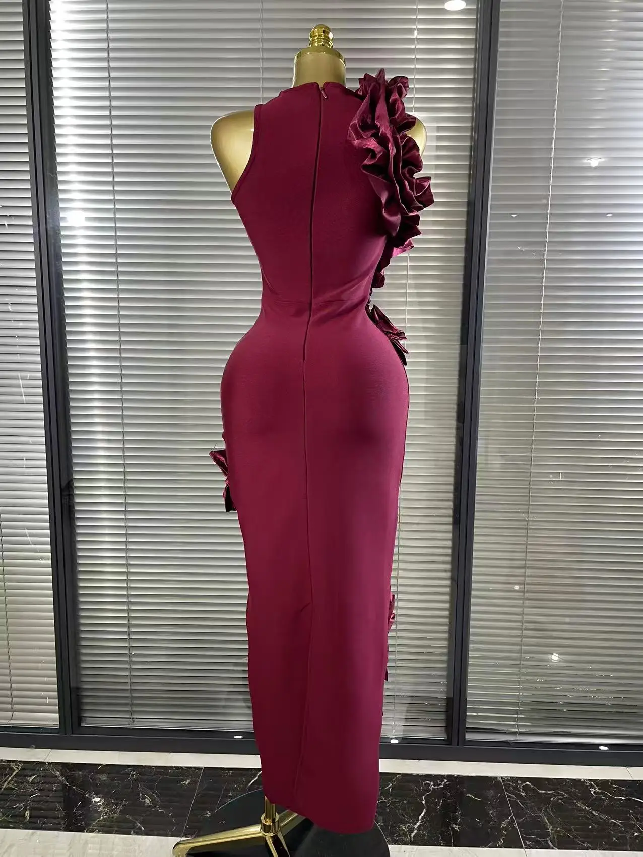 فستان سهرة أنيق بدون أكمام Xevmoni