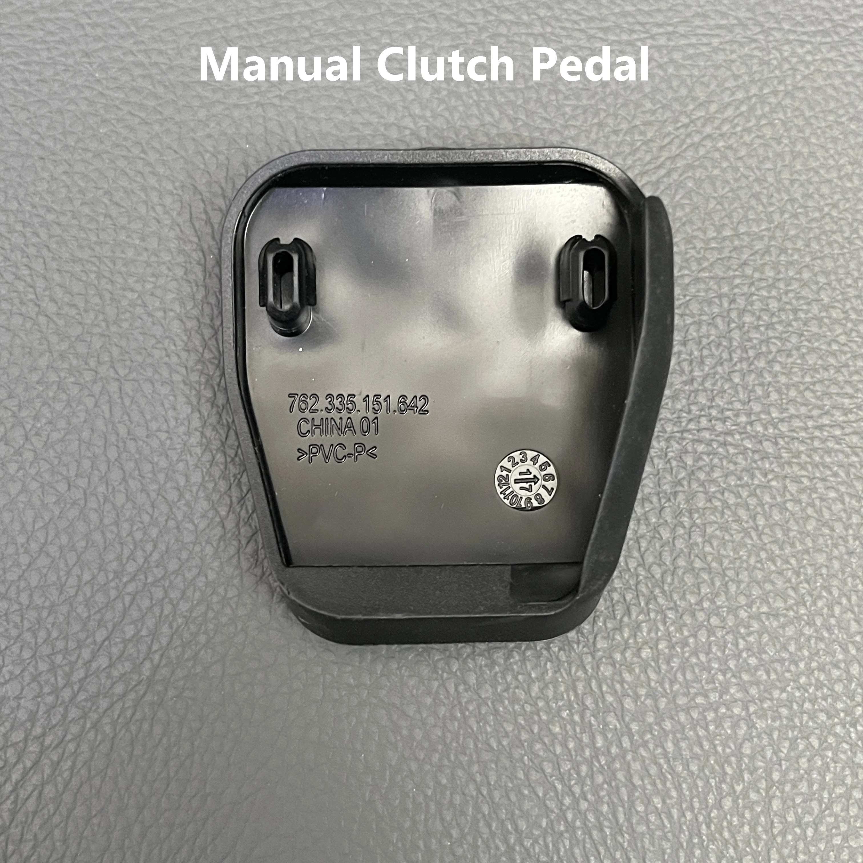 For VW GOLF 7 Tiguan L For Skoda Brake Clutch Pedal Rubber Sleeve Non-Slip Mat 5QD 721 173A 5QD721174A