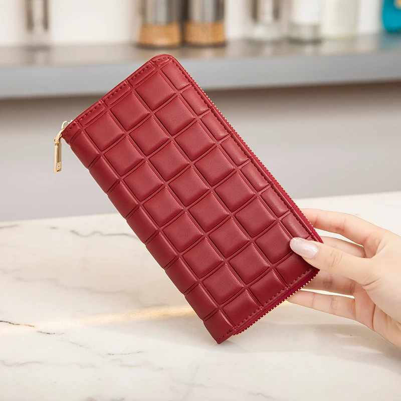 Elegant Quilted Women's Multi-Functional Wallet - Solid Color Long Design