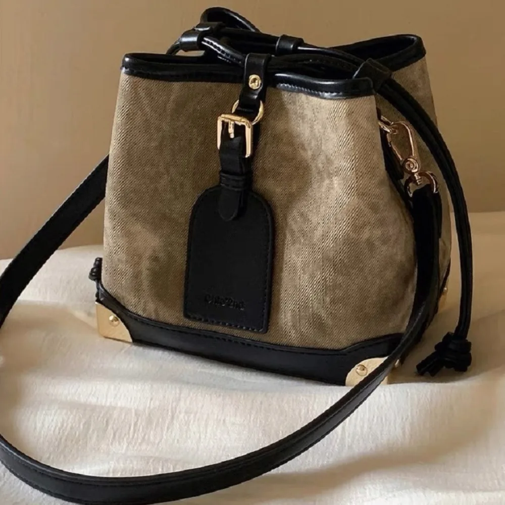 Fashionable and cute bucket bag for women 2025 new high-end single shoulder crossbody small bag 2