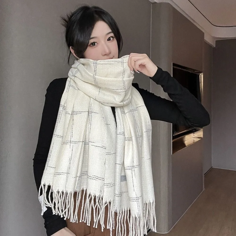 

Warm Plaid Scarf Fashion Winter Elegant Cashmere Shawls Thickened Soft Long Fringe Scarves Women