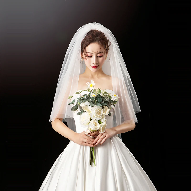 Elegant Short Bridal Wedding Veils Two Layer 75cm 2T with Metal Combe White for Party 2021 New Arrival