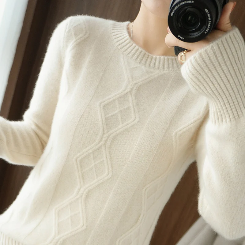 

Autumn and Winter Women's New 100% Wool Clothing Knitted Round Neck Solid Twisted Flower Pullover Lightweight Texture Blouse