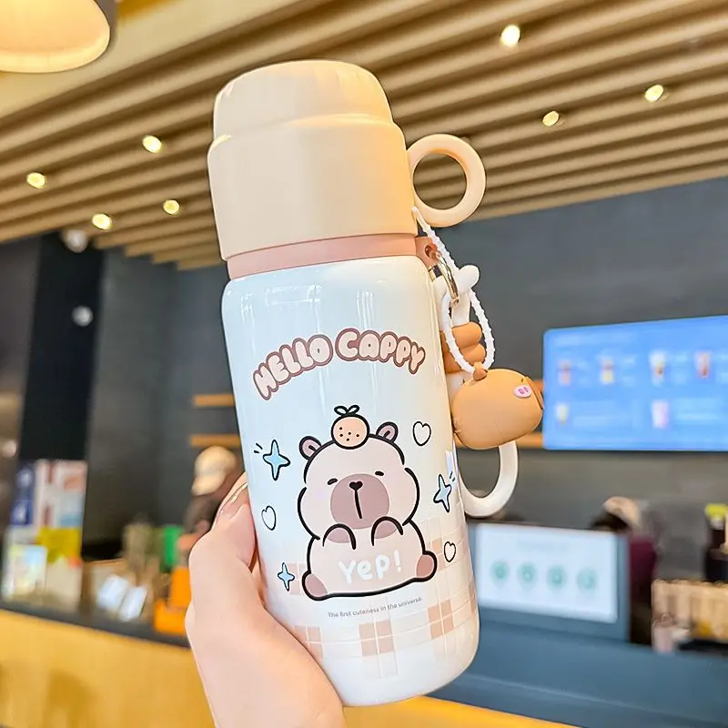 Bouteille d'eau isolée sous vide en acier inoxydable pour enfants, 460ml, avec Capybara, Design de dessin animé mignon, couvercle de tasse détachable et corde de transport