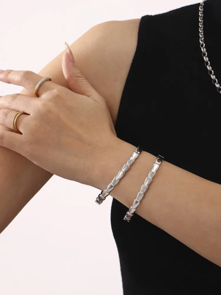 Simple Stainless Steel Bracelets Bangle For Women 18k Gold PVD Plated Women's Gold Silver Color Cuff Bracelet Bangles Jewelry 6