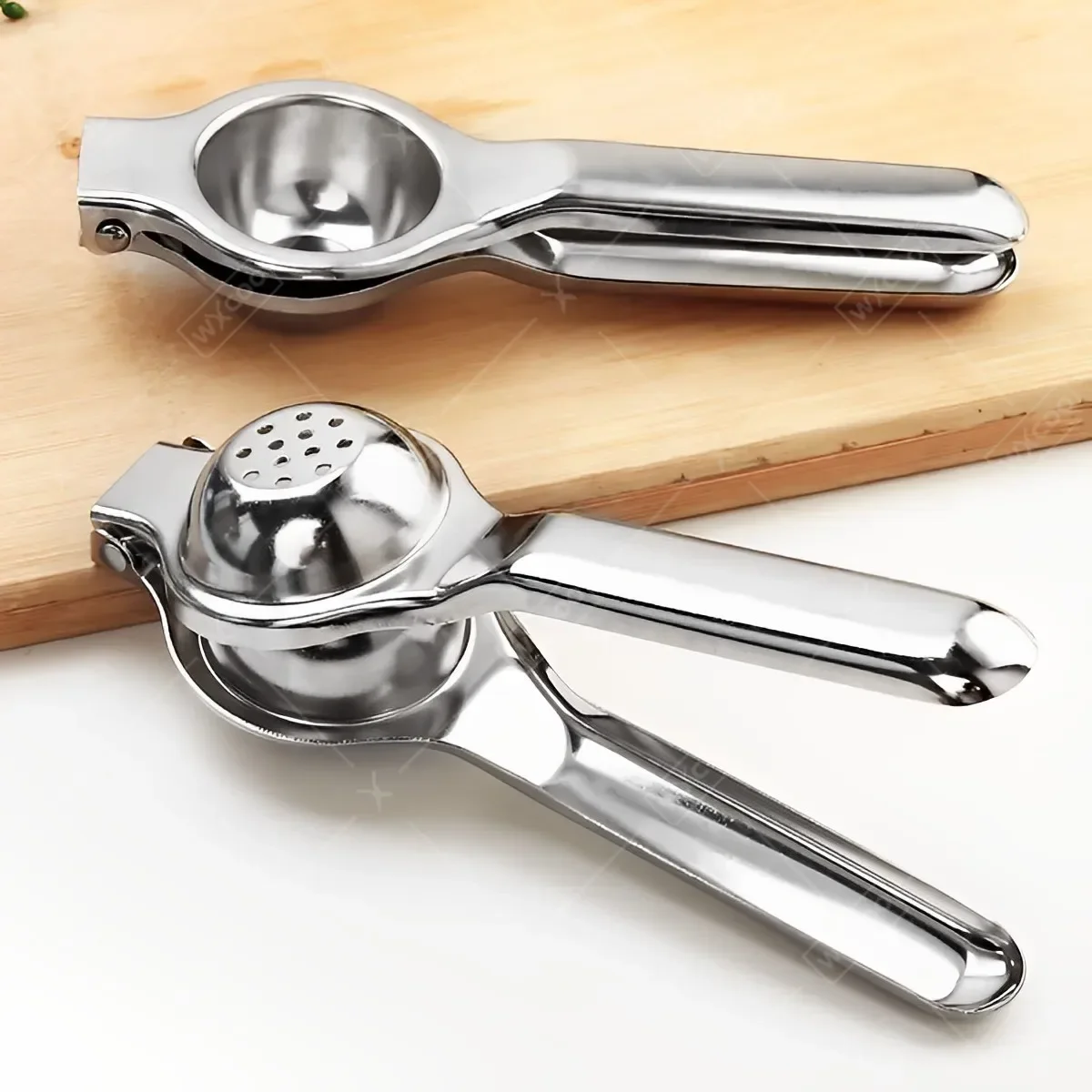 Lemon Squeezer Stainless Steel Manual Citrus Juicer Hand Pressed Lemon Orange Fruit Juicer Easy to Clean Kitchen Accessories